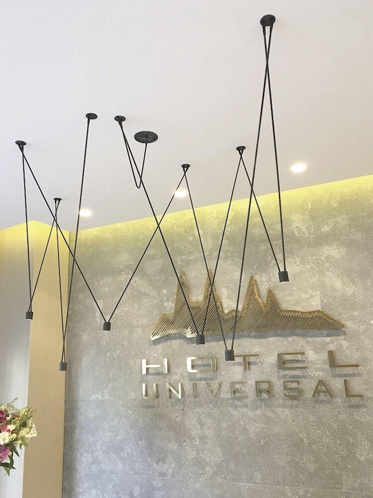 Universal 2*