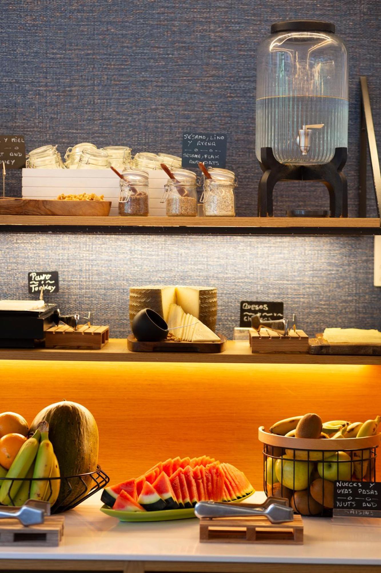 Hotel Universal 2*